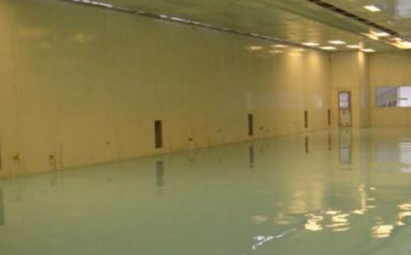 白朗自流平环氧地坪中涂